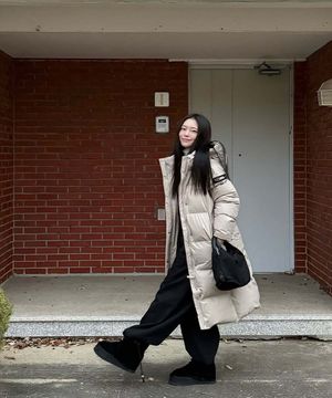 N254WDW860 여성 카이만 프로 롱기장 구스다운 점퍼 MOURNING BEIGE