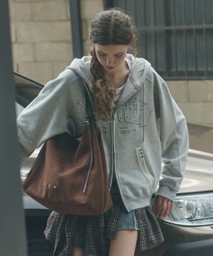 스웨이드 쇼퍼 드롭 숄더백 [BROWN]