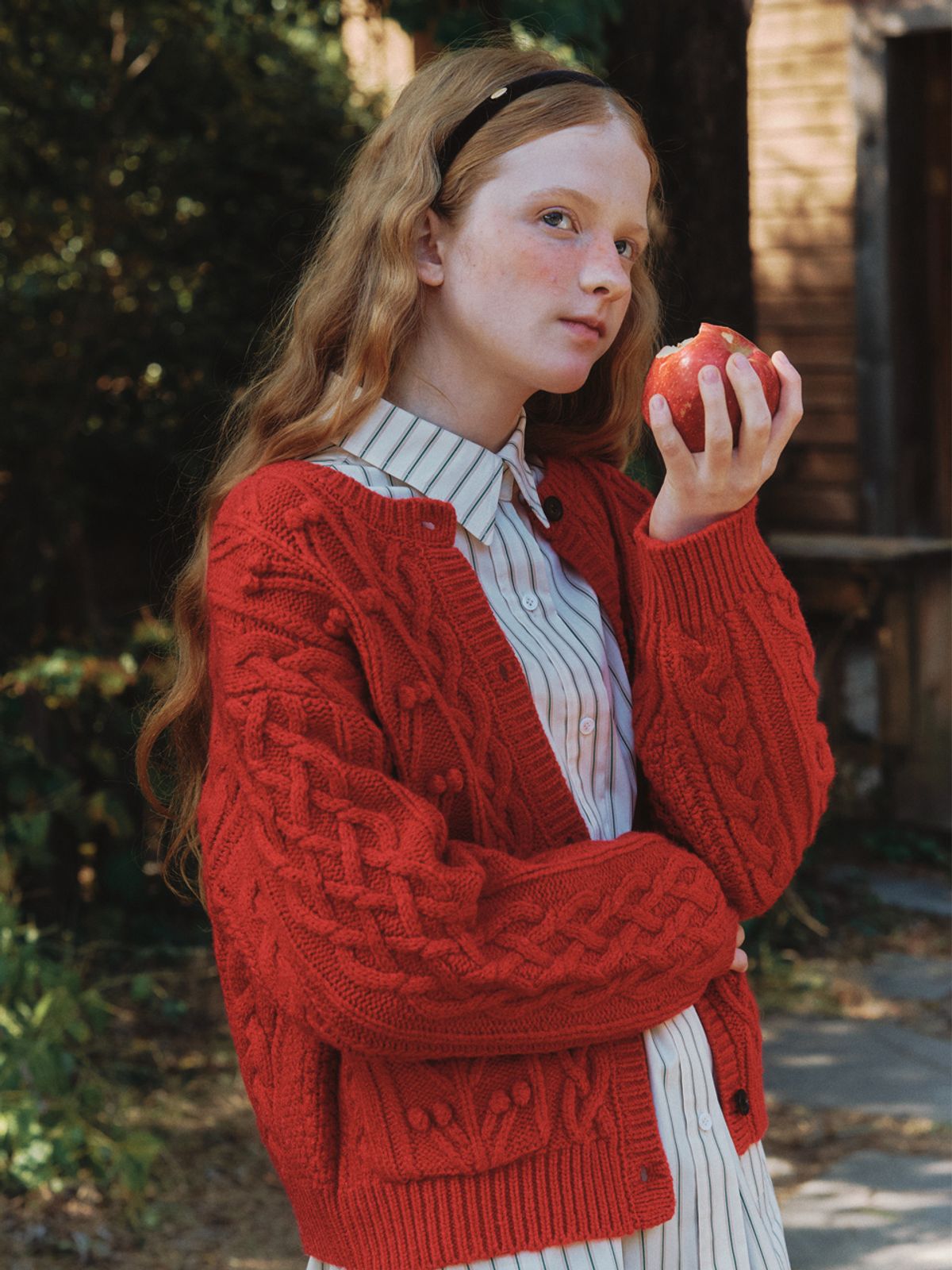 클루니(CLUNY) Pompom cable knit cardigan - red