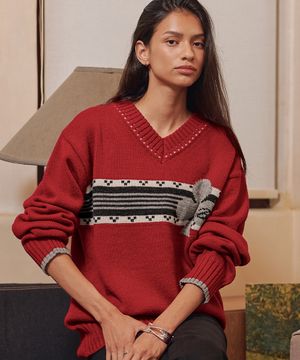 클로버 브이넥 니트-레드