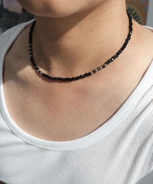 남자 목걸이 블랙 크리스탈 초커 CLEF TONIC STONE NEC