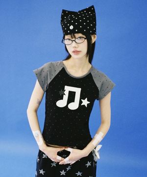 멜로디 스타 래글런 티셔츠 - 블랙