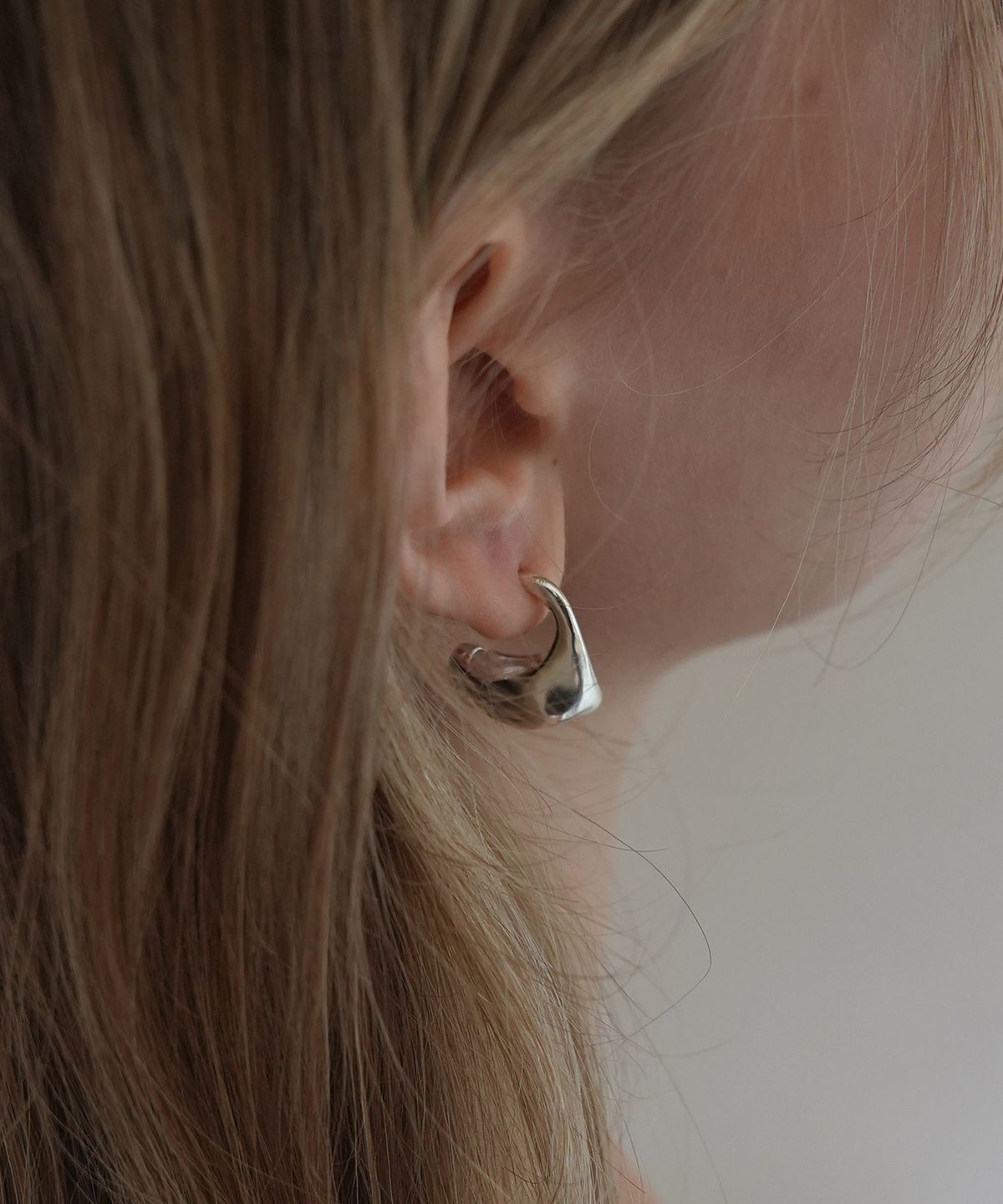 레인디어(REINDEER) MURMUR EARRING 09