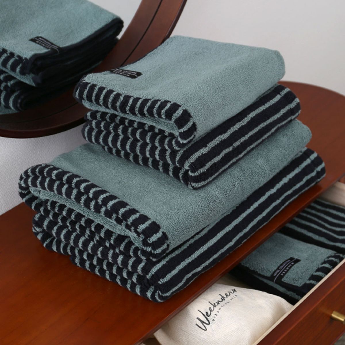 송월타올(SONGWOL TOWEL) 호텔컬렉션 스트라이프 솔리드68 바스타올 대형수건 1매