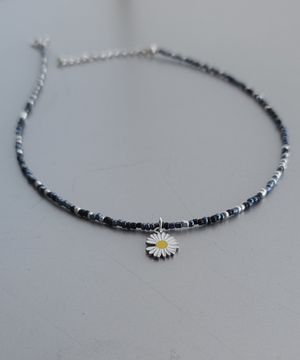 플라워 펜던트 3색 스톤 목걸이 뒷면 문구각인