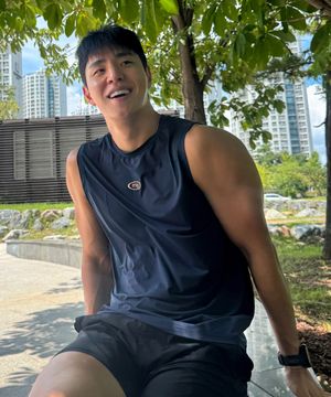 유니 러닝 버브런프린트 민소매 RZTS3105