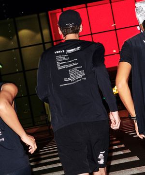 유니 러닝 버브런프린트 긴팔티셔츠 RZTS6101