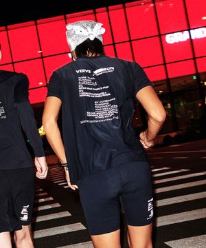 유니 러닝 버브런프린트 반팔티셔츠 RZTS3102