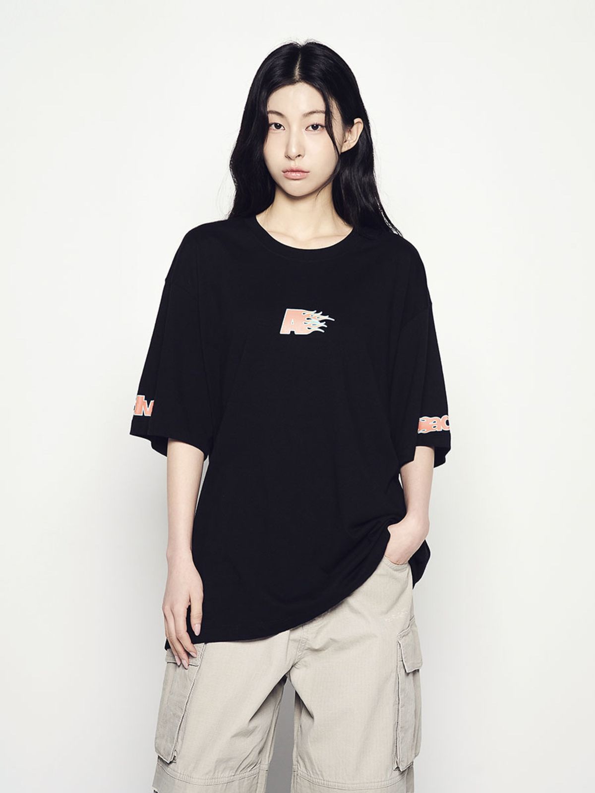 아크메드라비(ACME DE LA VIE) ADLV FIREWORKS LOGO SHORT SLEEVE T-SHIRT BLACK