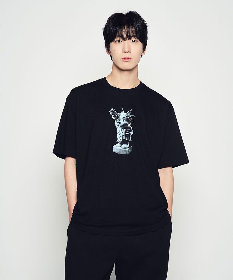 AC BEAR STATUE OF LIBERTY SHORT SLEEVE T-SHIRT (3 COLOR)