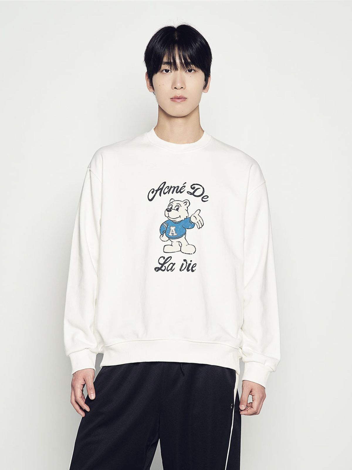 아크메드라비(ACME DE LA VIE) AC BEAR WELCOME SWEATSHIRT (3 COLOR)