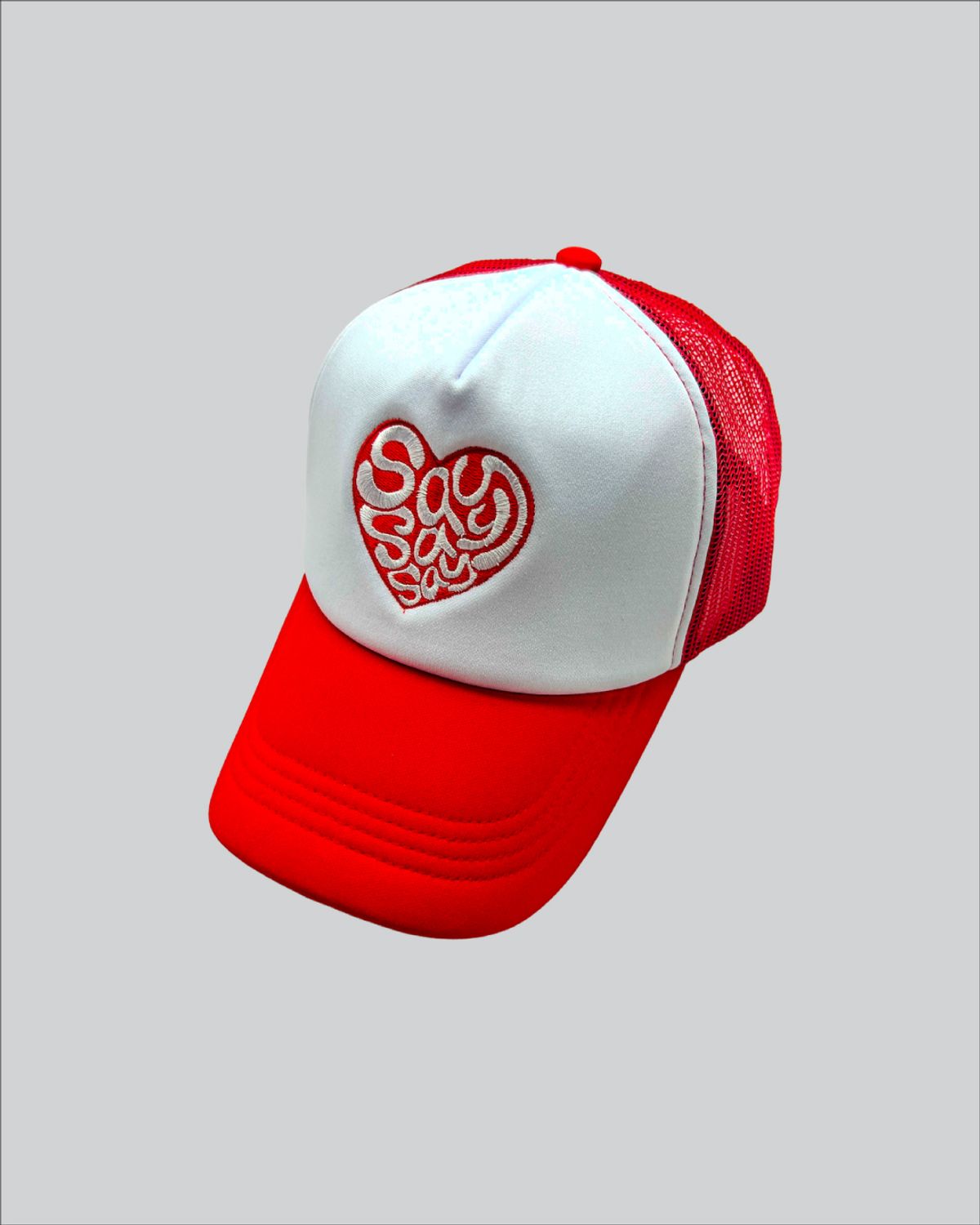 세이세이세이(SAYSAYSAY) 하트로고 트러커캡 레드