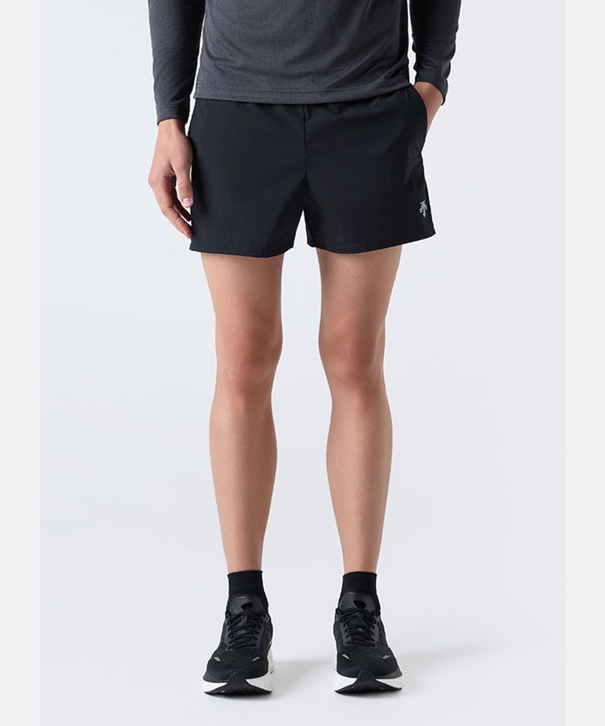 데상트(DESCENTE) 러닝 브리프 라인드 3인치 쇼츠 블랙(SQ321RHP73)