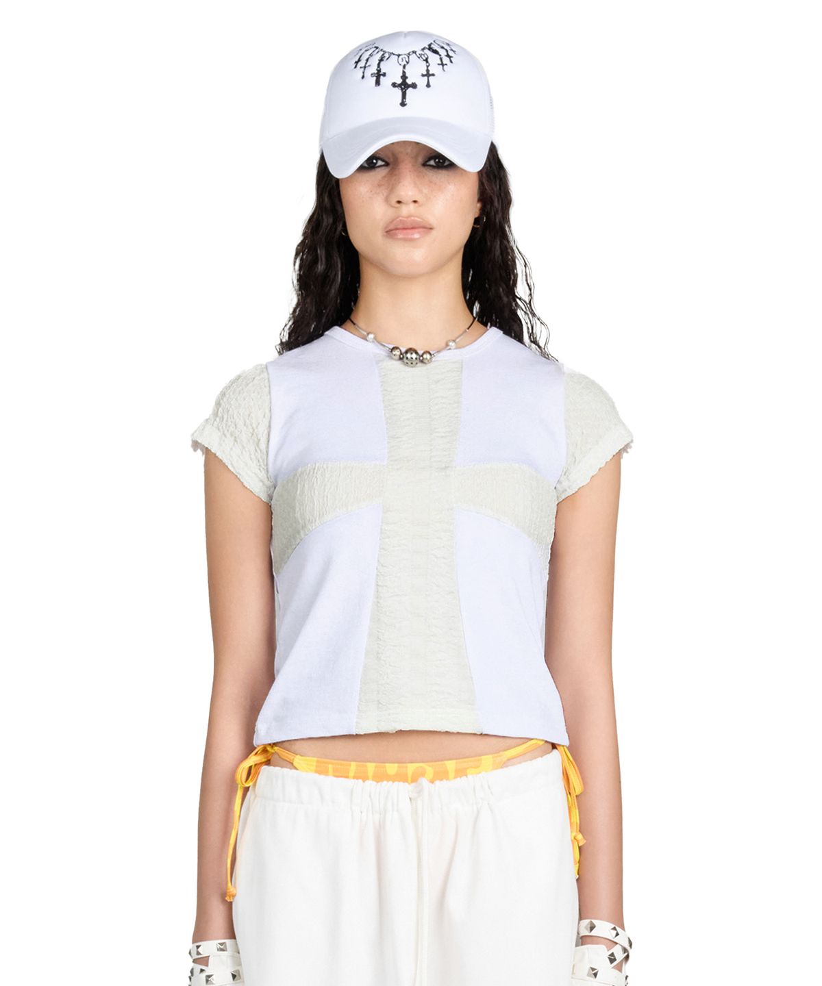 백백백(BEGBEGBEG) 3 CUT SLIM T SHIRT IN WHITE