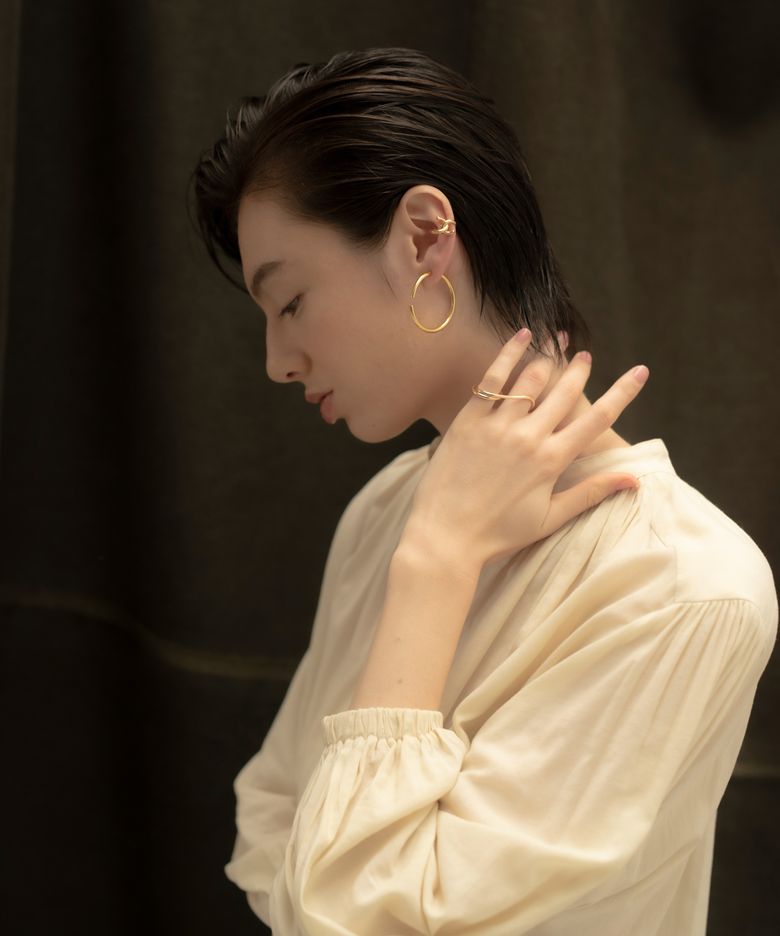 뉘앙스 더블 핑거 링 Nuance Double Finger Ring / Gold