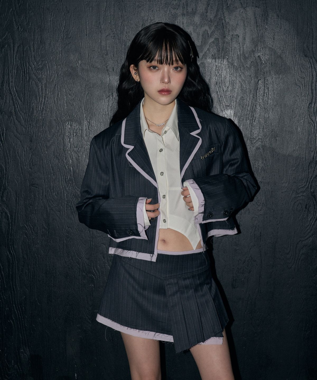 체리퀴리(CHERRYQUIRI) stripe crop jk - charcoal