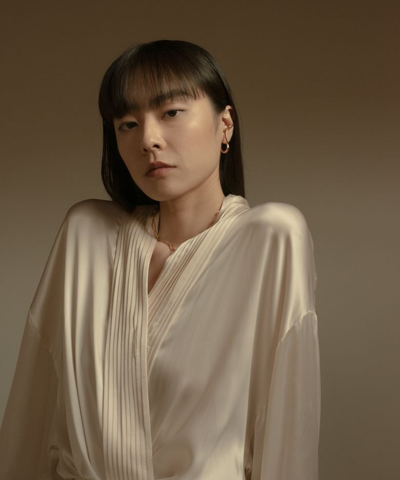 더블 레이어드 라지 후프 이어커프 Double Layered Large Hoop Ear Cuff / Gold