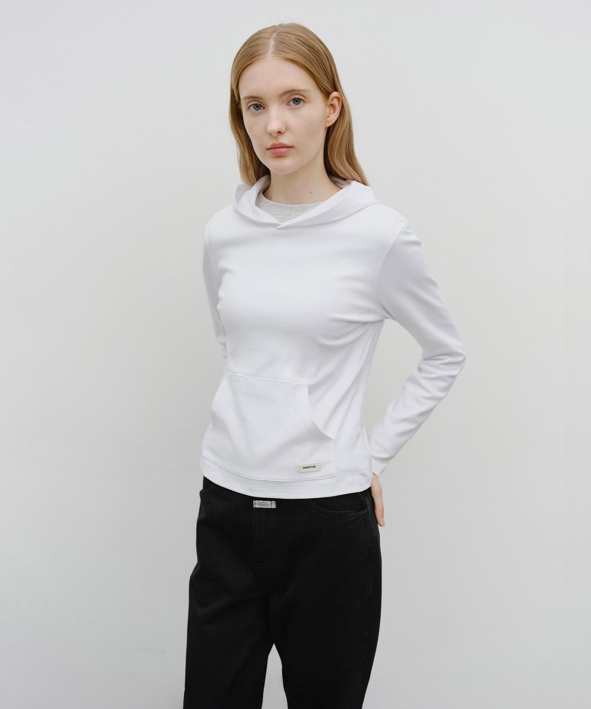 마리떼 프랑소와 저버(MARITHÉ + FRANҪOIS GIRBAUD) W BASIC HOODIE LONG SLEEVE white
