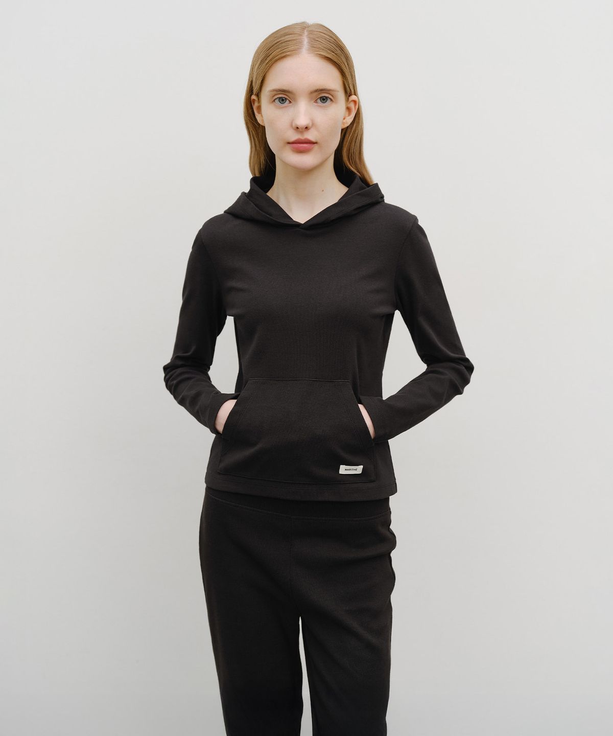 마리떼 프랑소와 저버(MARITHÉ + FRANҪOIS GIRBAUD) W BASIC HOODIE LONG SLEEVE black