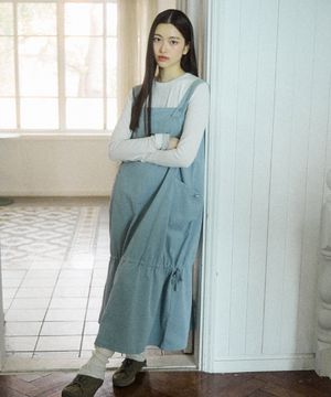 W COMO OVERALL DRESS [SKY BLUE]