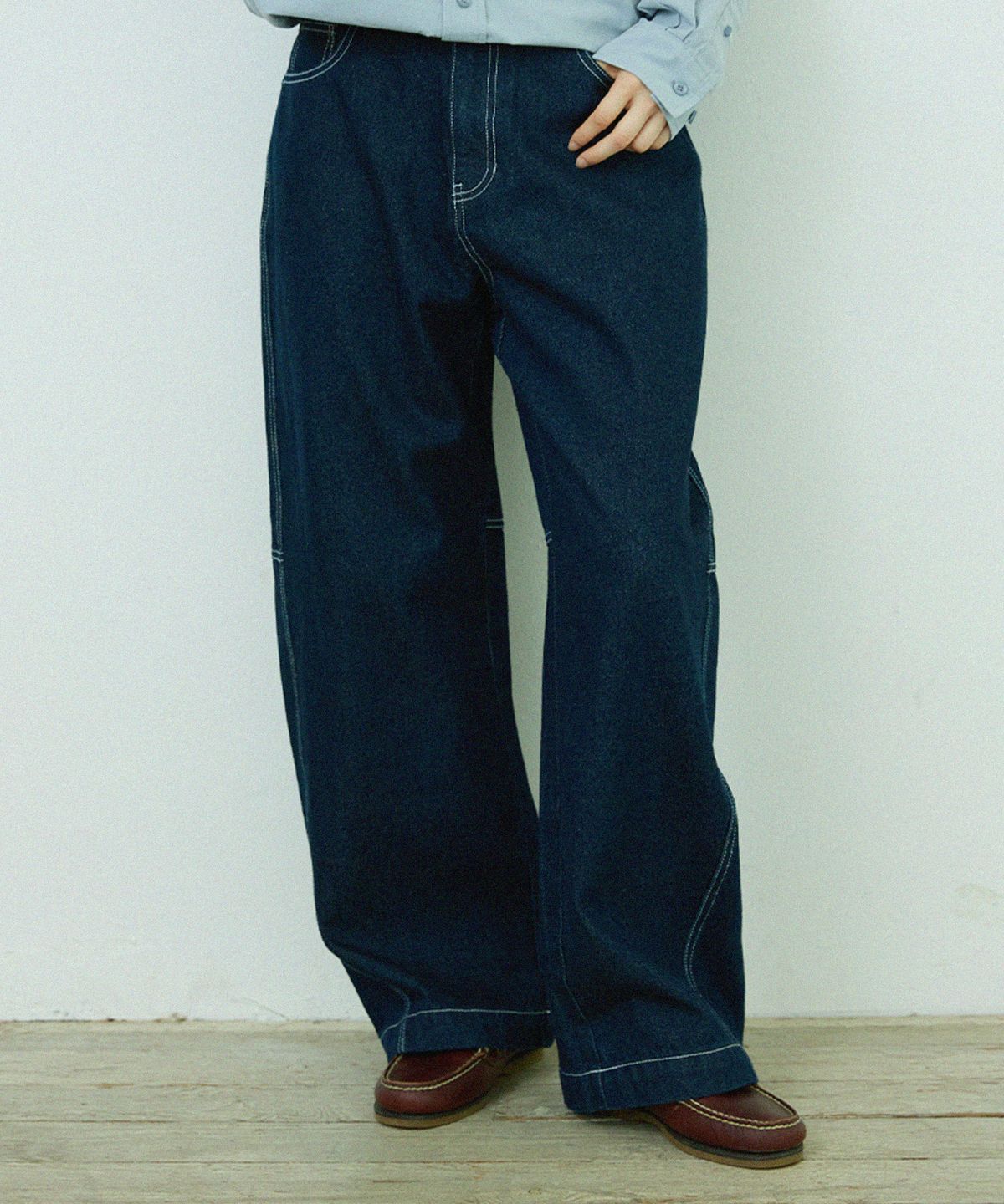 꼬모니노즈(COMONINOZ) W BACK POINT DENIM PANTS [INDIGO BLUE]