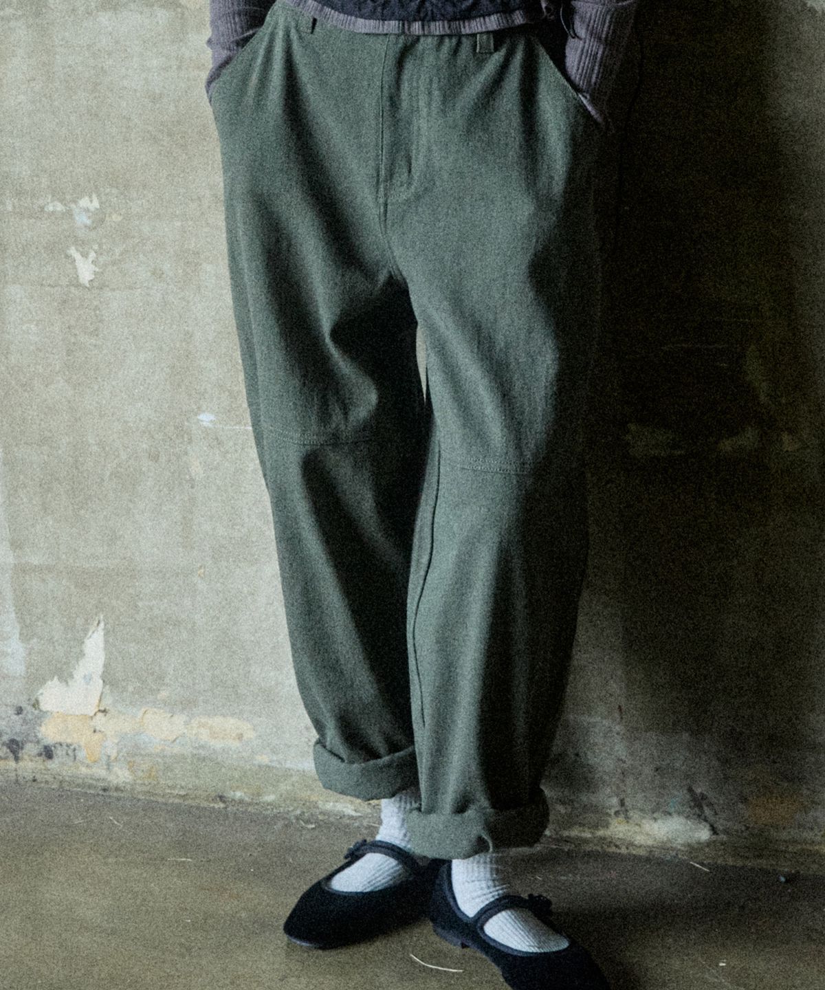 꼬모니노즈(COMONINOZ) WIDE BALLOON PANTS [KHAKI]