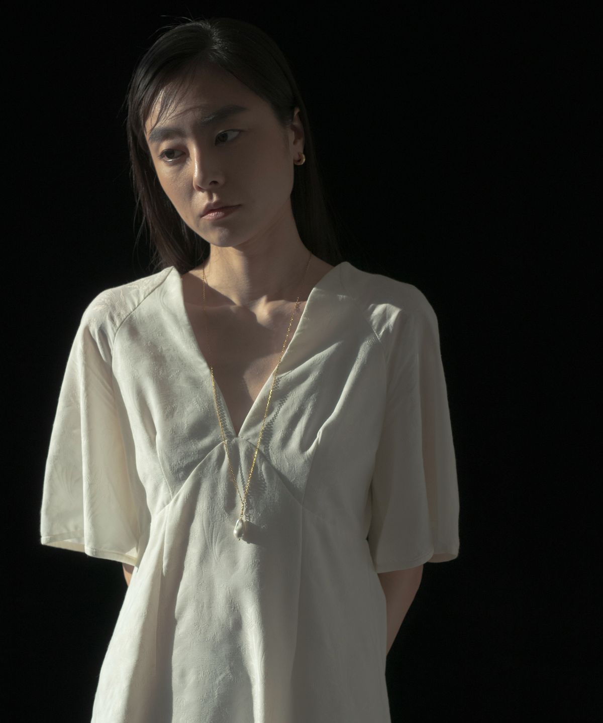 노비스도쿄(NOVICE TOKYO) 드롭 진주 롱 목걸이 Drop Pearl Long Necklace［Stainless］ / Gold