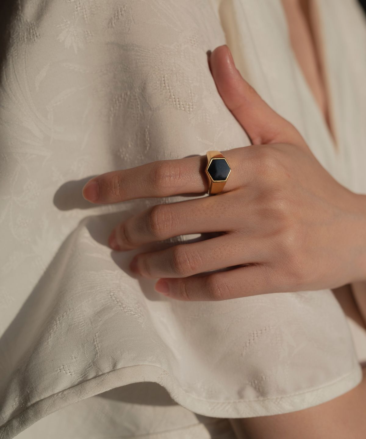 노비스도쿄(NOVICE TOKYO) 헥사곤 스톤 모티프 링 Hexagon Stone Motif Ring［Silver925］ / Gold