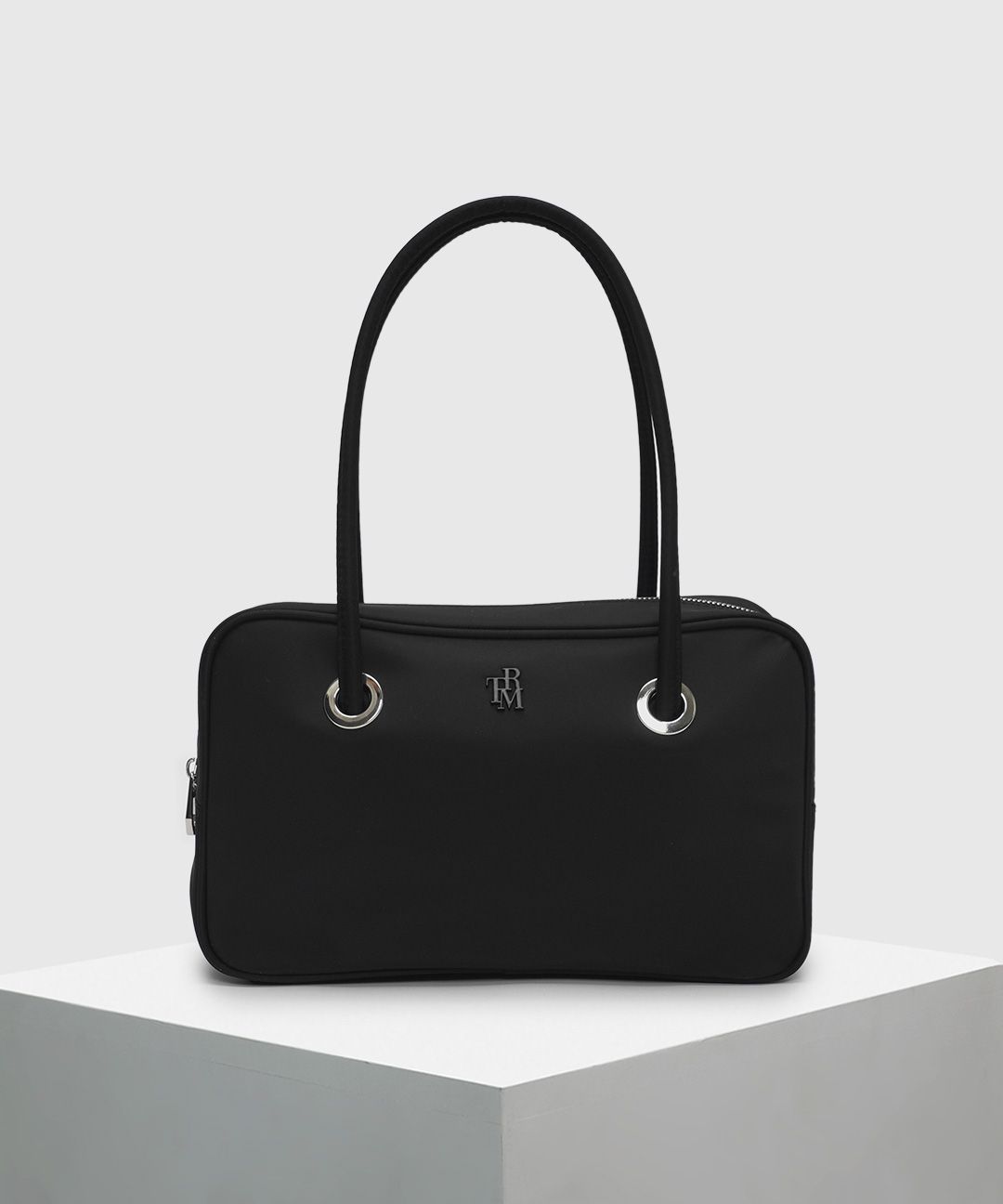 Shop Bags at MUSINSA
