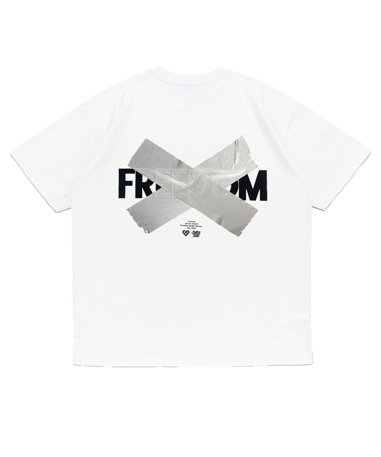 FREEDOM SILVER  그래픽 티셔츠 (WHITE)