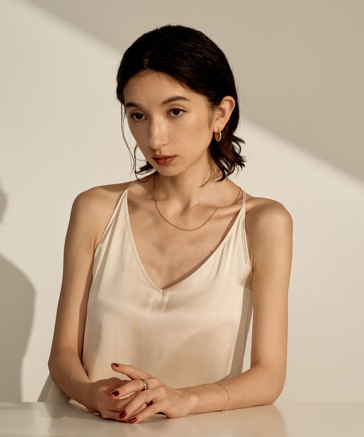 노비스도쿄(NOVICE TOKYO) 힌지 오벌 플레이트 피어스 Hinged Oval Plate Pierce / One color