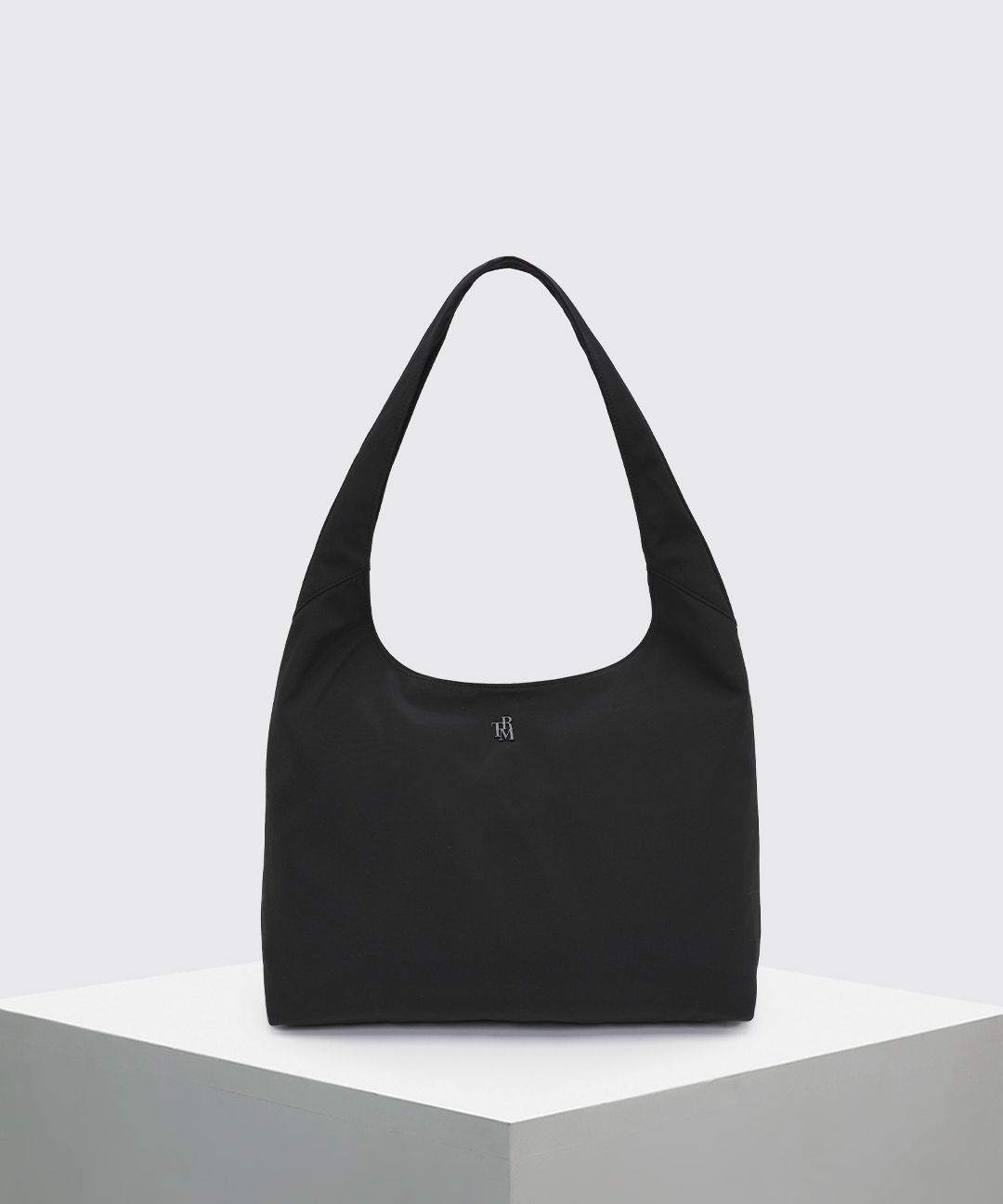 Shop Bags at MUSINSA