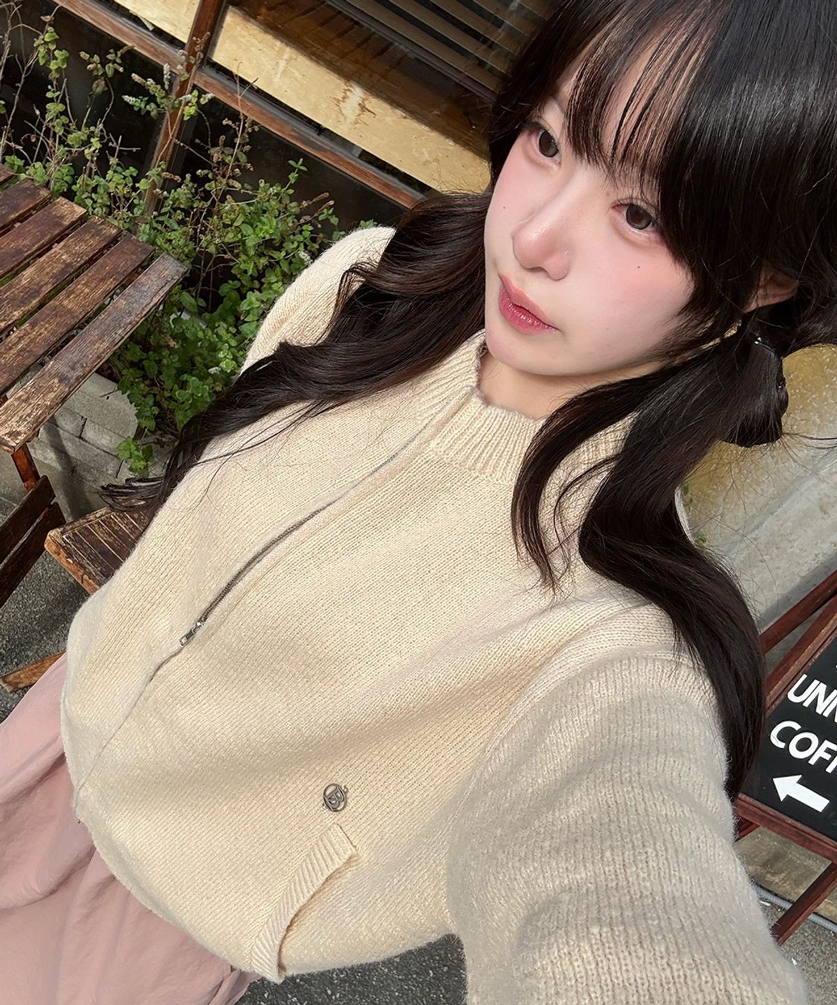 벨로엘(BELLOL) 투웨이 니트 집업 크림