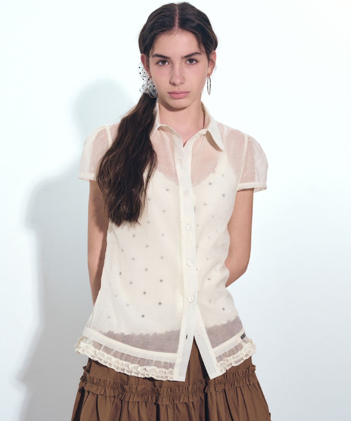 닉앤니콜(NICK&NICOLE) FRILL COLLAR SEE-THROUGH BLOUSE_CREAM