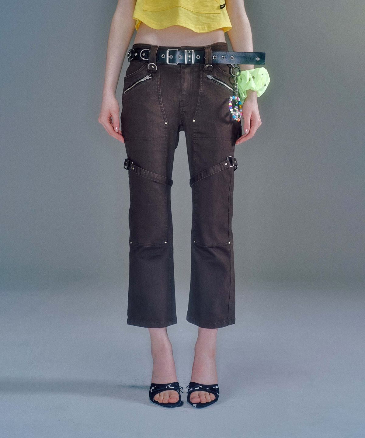 베이컨트 아카이브(VACANT ARCHIVE) BONA STRAP ANKLE PANTS (3COLOR)