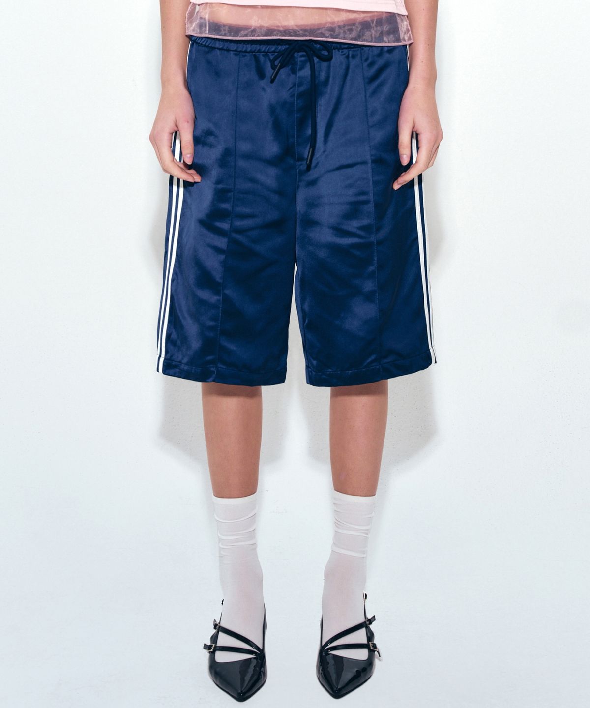닉앤니콜(NICK&NICOLE) DOUBLE LINE SATIN HALF PANTS_NAVY