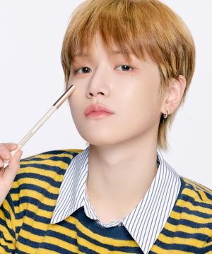 도트 온 무드 젤 아이라이너 펜슬