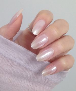 N 글레이즈드 글로우 네일