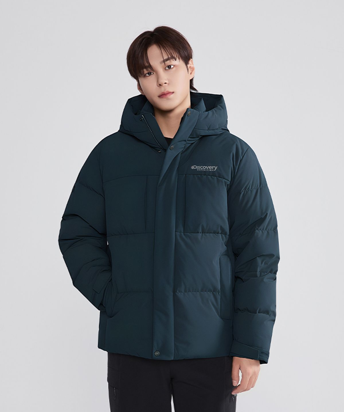 디스커버리 익스페디션(DISCOVERY EXPEDITION) 남성 레스터G 구스다운 숏패딩 (D/INDIGO)