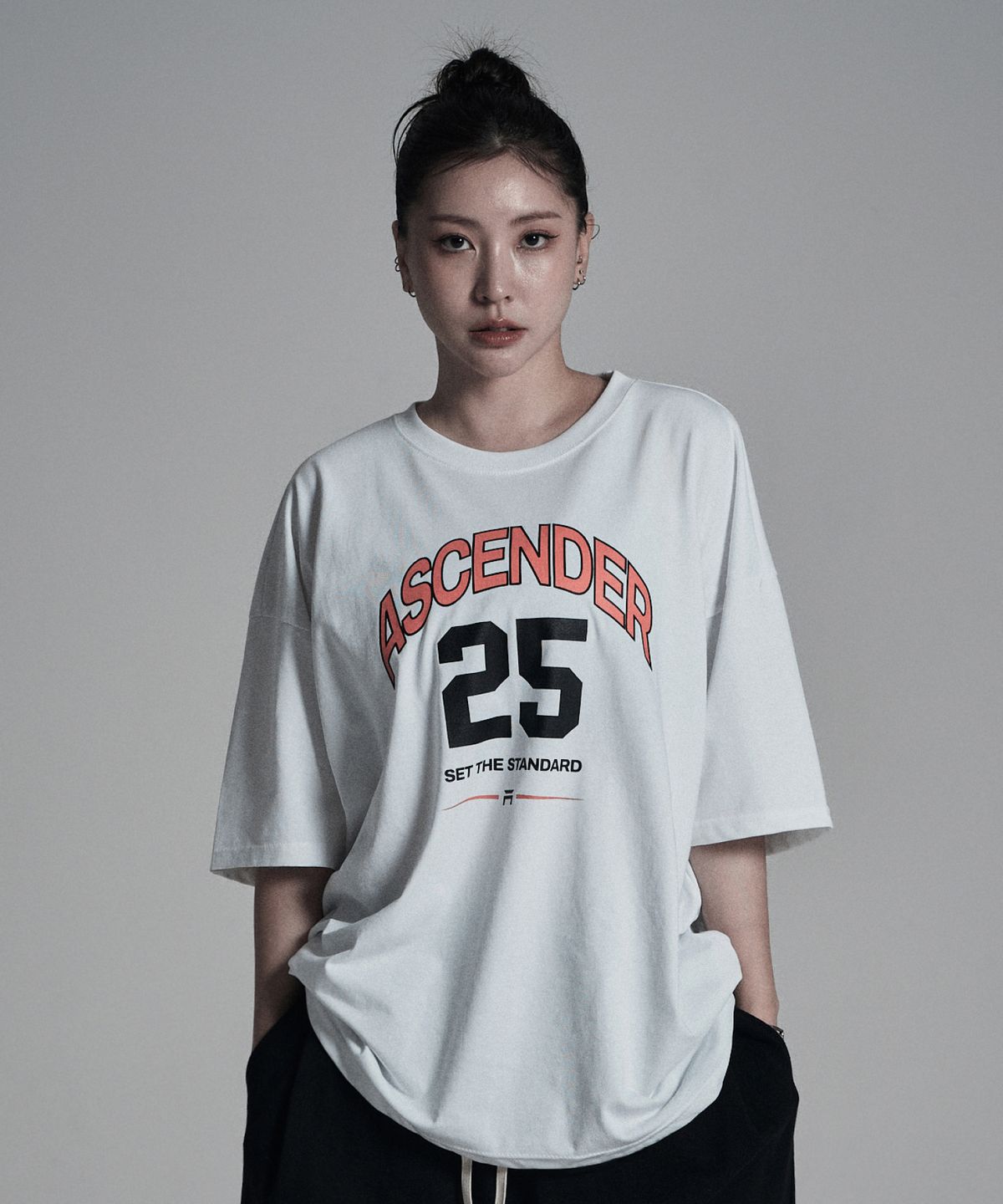어센더(ASCENDER) 25넘버링 오버핏 숏슬리브 [화이트]