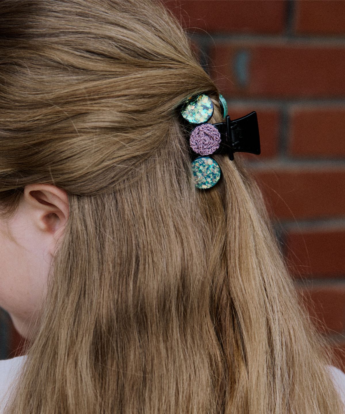 메리모티브(MERRYMOTIVE) Glitter with knitted hair claw (Black)