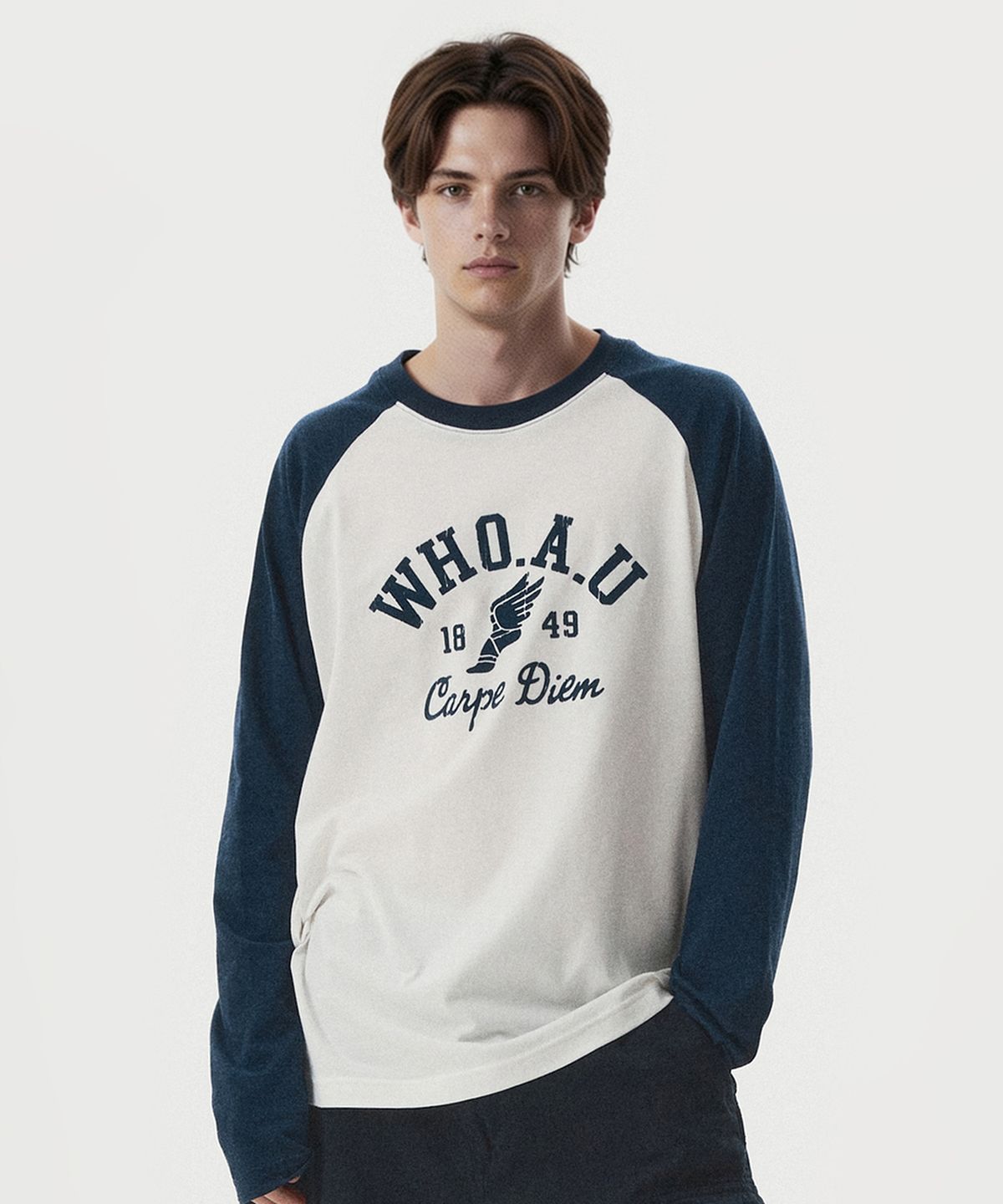 후아유(WHO.A.U) Campus Raglan Long Sleeve T-shirt / WHLAG3823U