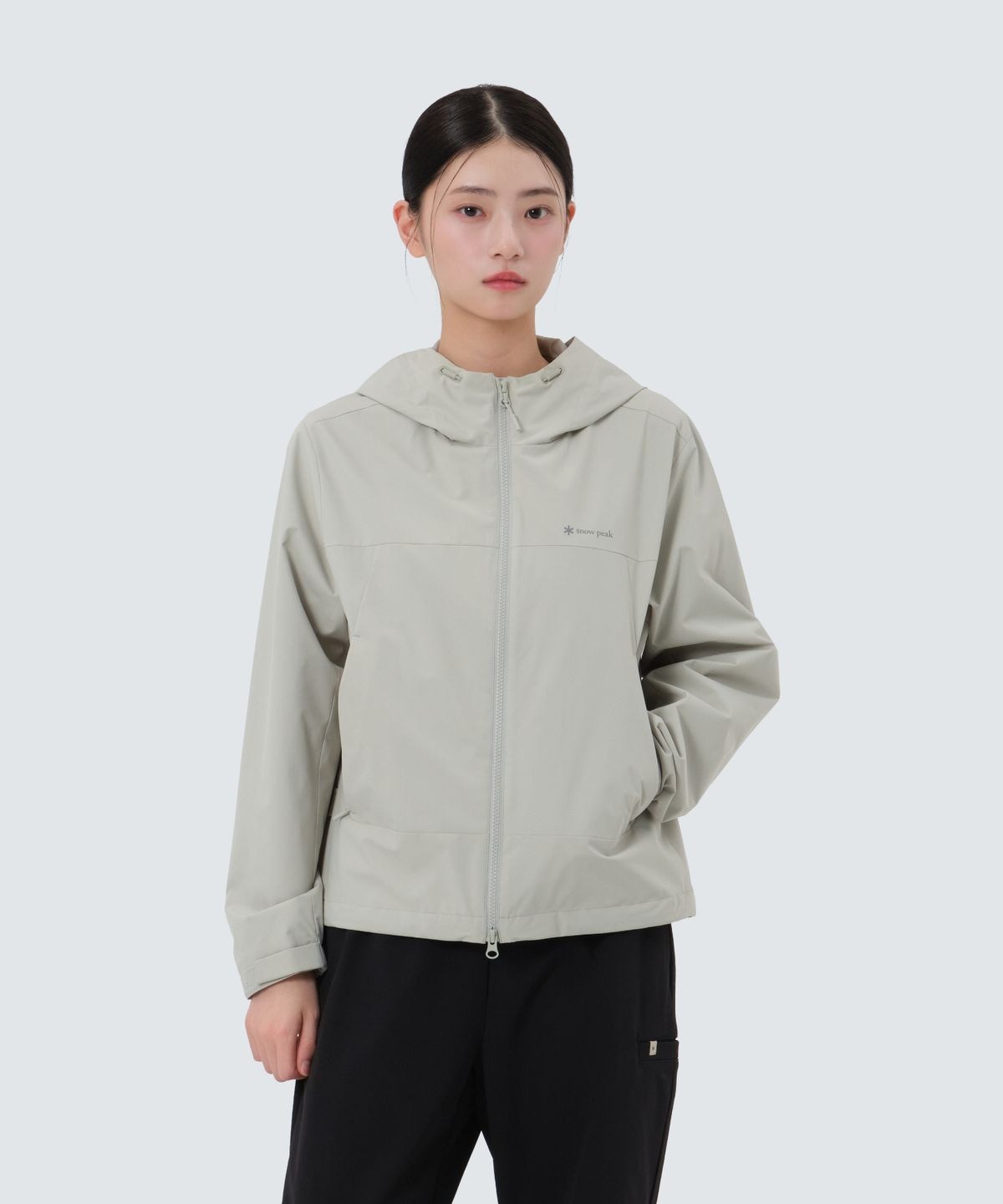 스노우피크 어패럴(SNOWPEAK APPAREL) 2L 여성 티타닉 바람막이 (S25FWTWB31) Mint Khaki