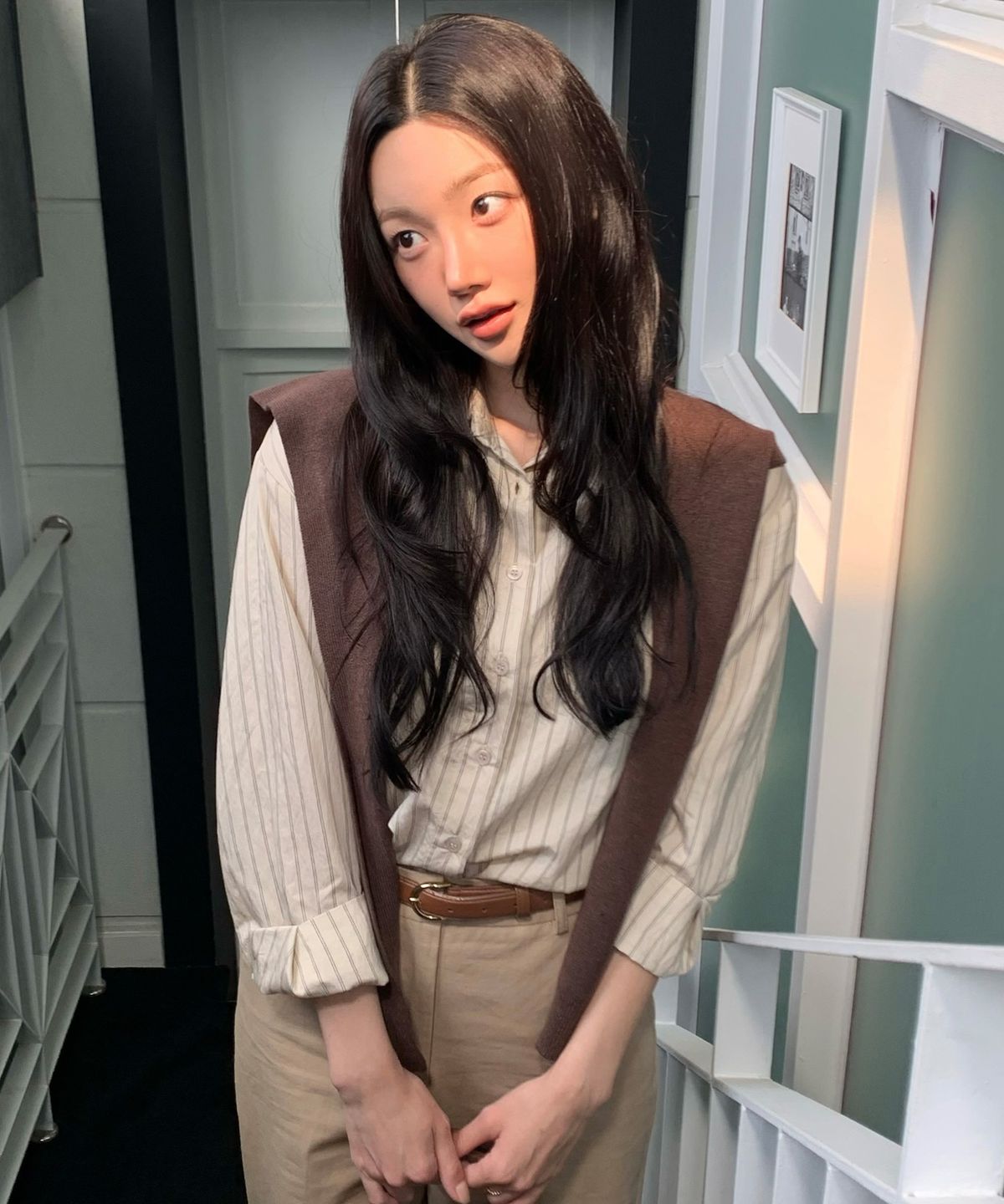 마인드브릿지 우먼(MIND BRIDGE WOMEN) [W]숄 레이어드 스트라이프 셔츠 - 2color