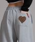 레오파드 하트 포켓 아플리케 트레이닝 핀턱 와이드 팬츠_그레이