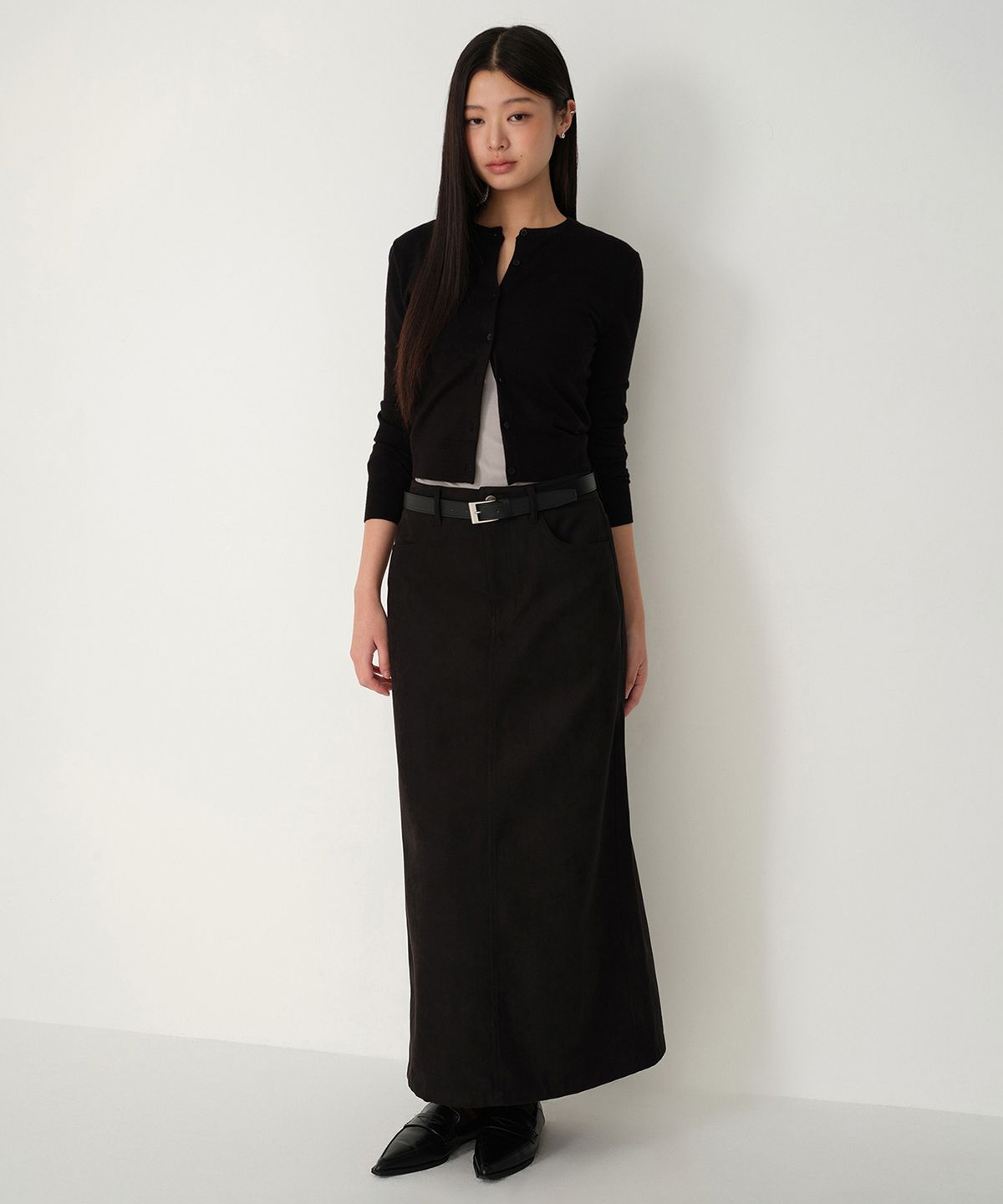무신사 스탠다드 우먼(MUSINSA STANDARD WOMAN) 우먼즈 신세틱 스웨이드 맥시 스커트 [블랙]