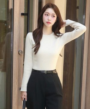 [W]라운드넥 슬림핏 골지 니트 - 2color