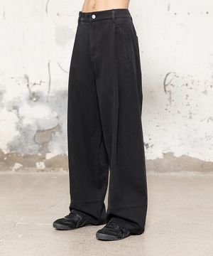 페이드 플리츠 코튼 팬츠 [쉐이디드 블랙]