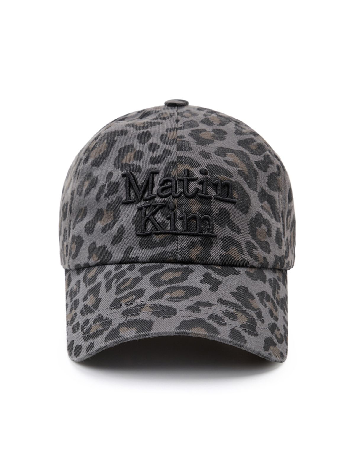 마뗑킴(MATIN KIM) MATIN LEOPARD VOLUME LOGO BALL CAP IN DARK GREY