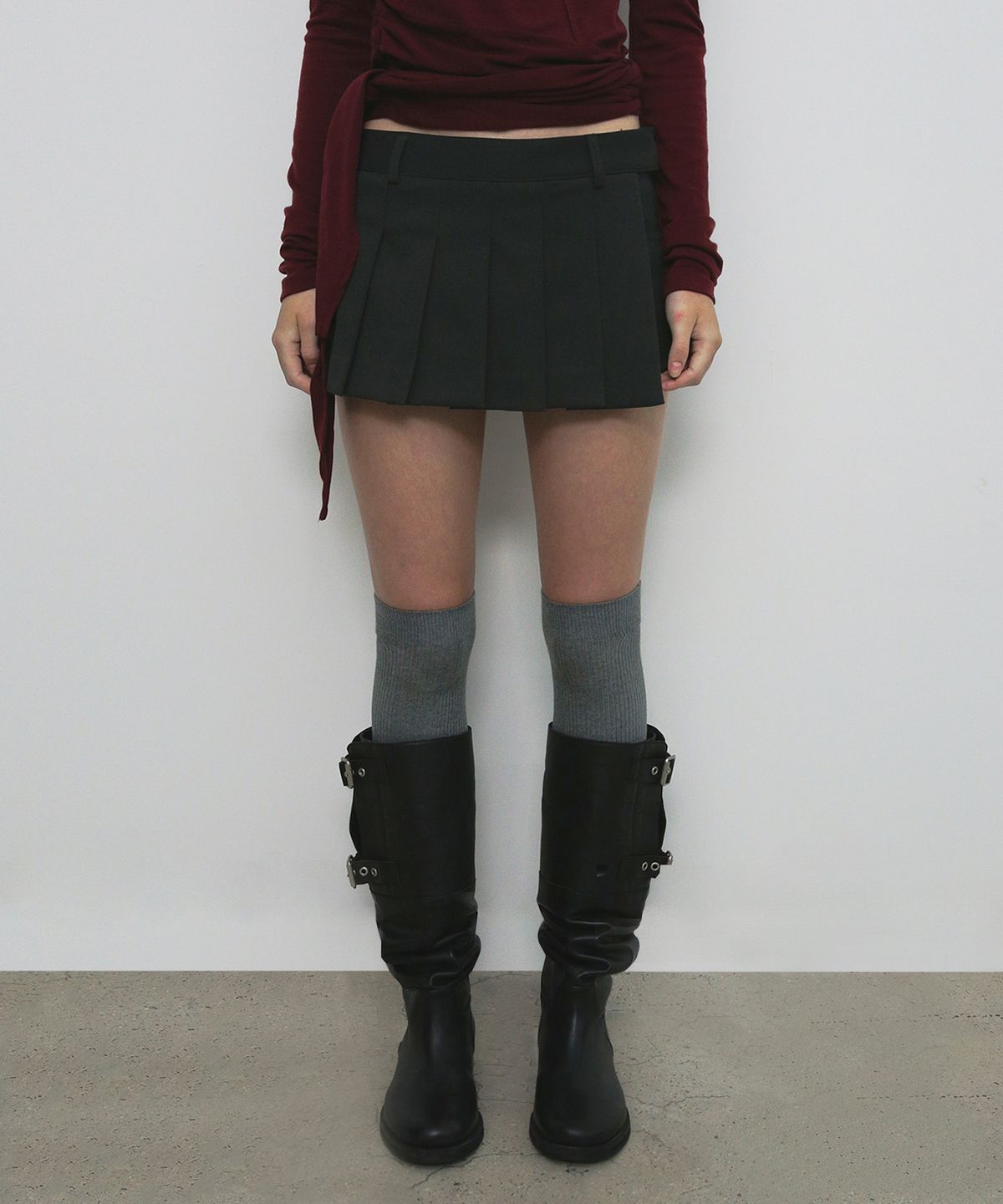 샌드릭(SANDRIC) LAYERED PLEATS WRAP SKIRT PANTS_CHARCOAL